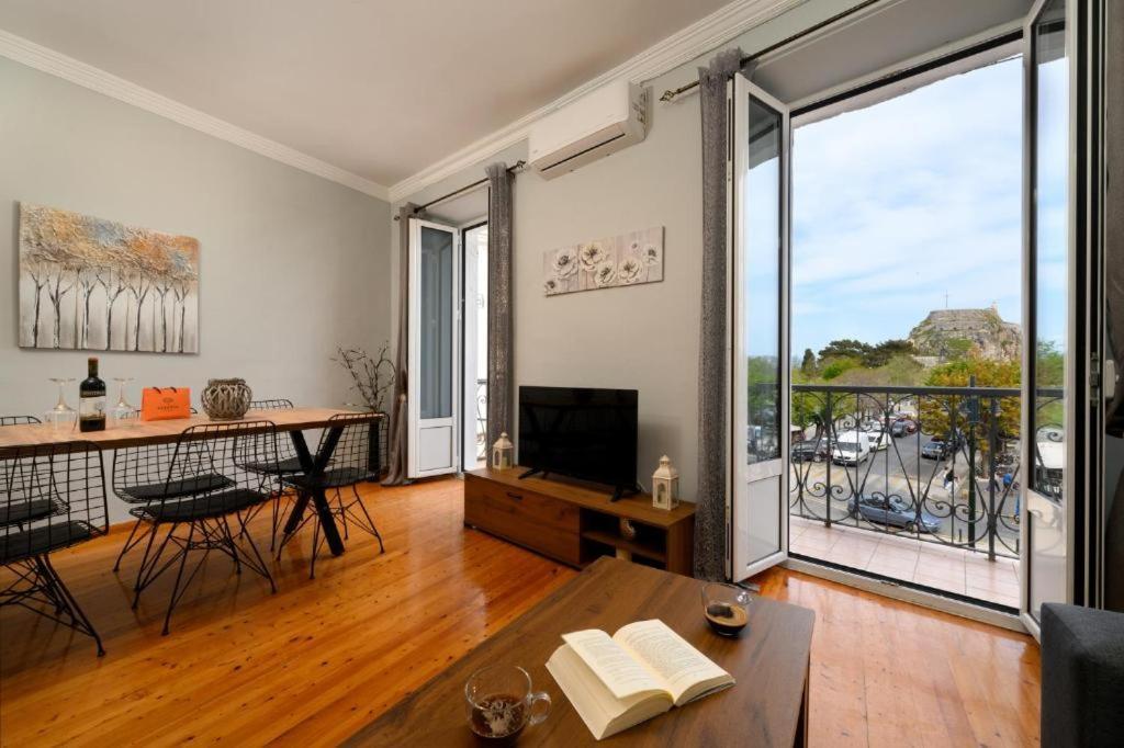 Island Suite, Old Town
